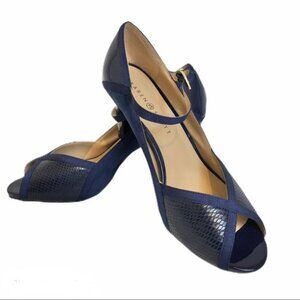 Karen Scott Navy Blue open toe heels, size 10